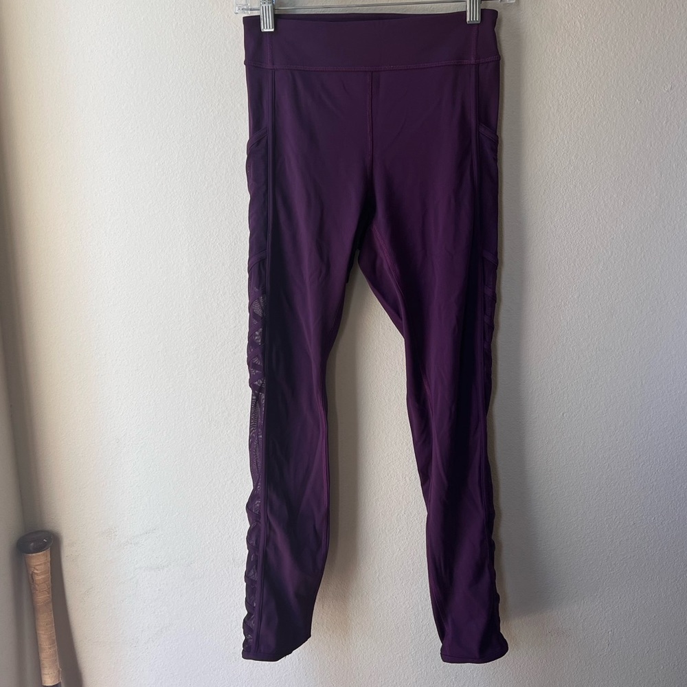 Lululemon high rise purple leggings with pockets